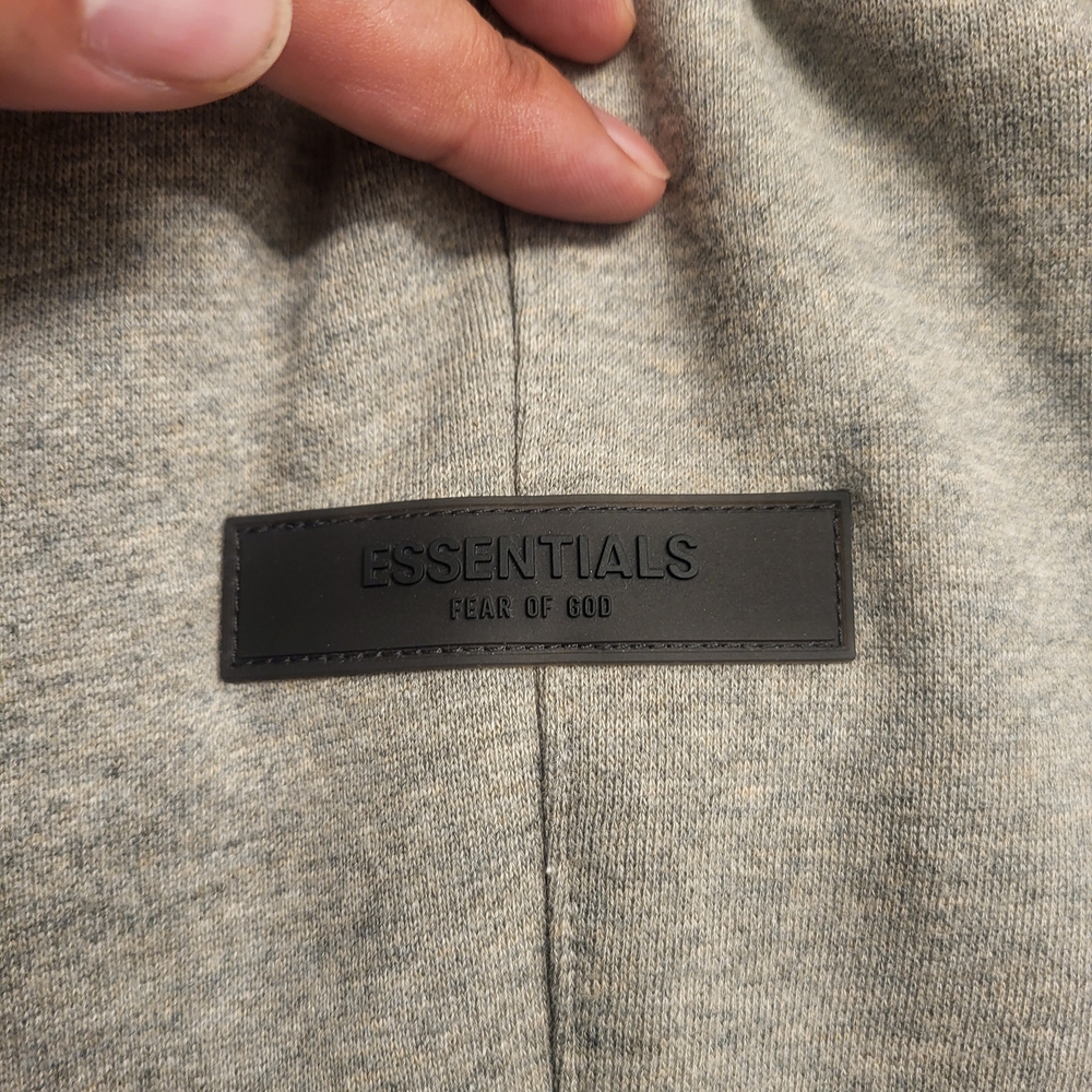ESSENTIALS FEAR OF GOD SWEATPANTS